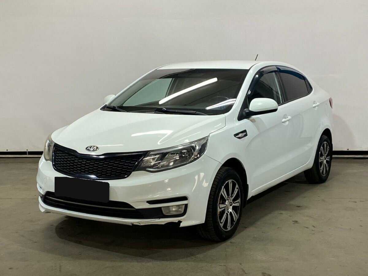 Kia Rio с пробегом — 2015 год. Фото: #0