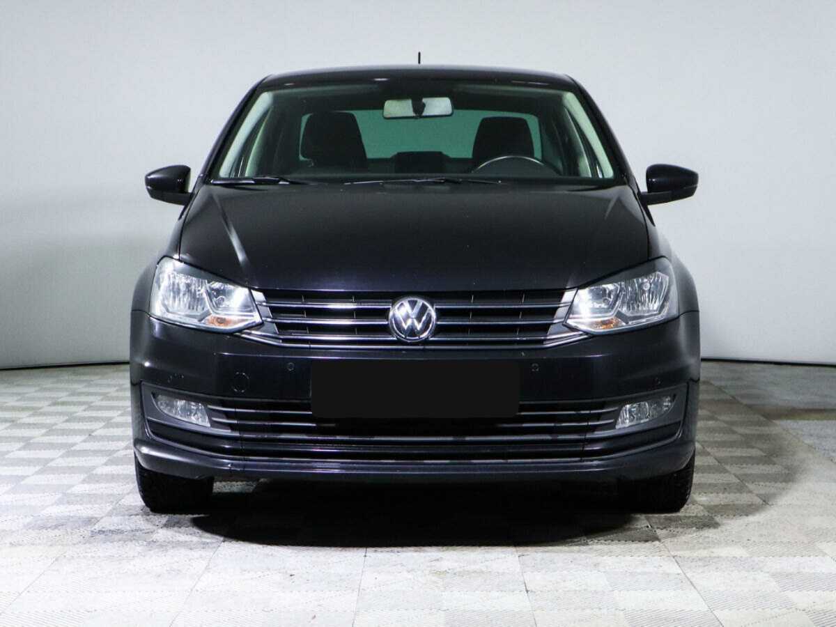 Volkswagen Polo с пробегом — 2019 год. Фото: #1