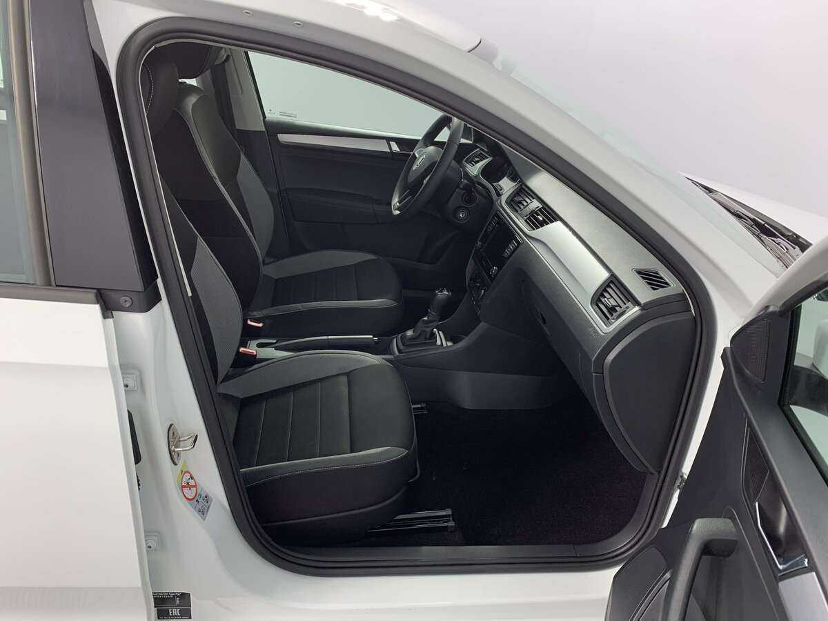 Skoda Rapid с пробегом — 2019 год. Фото: #14