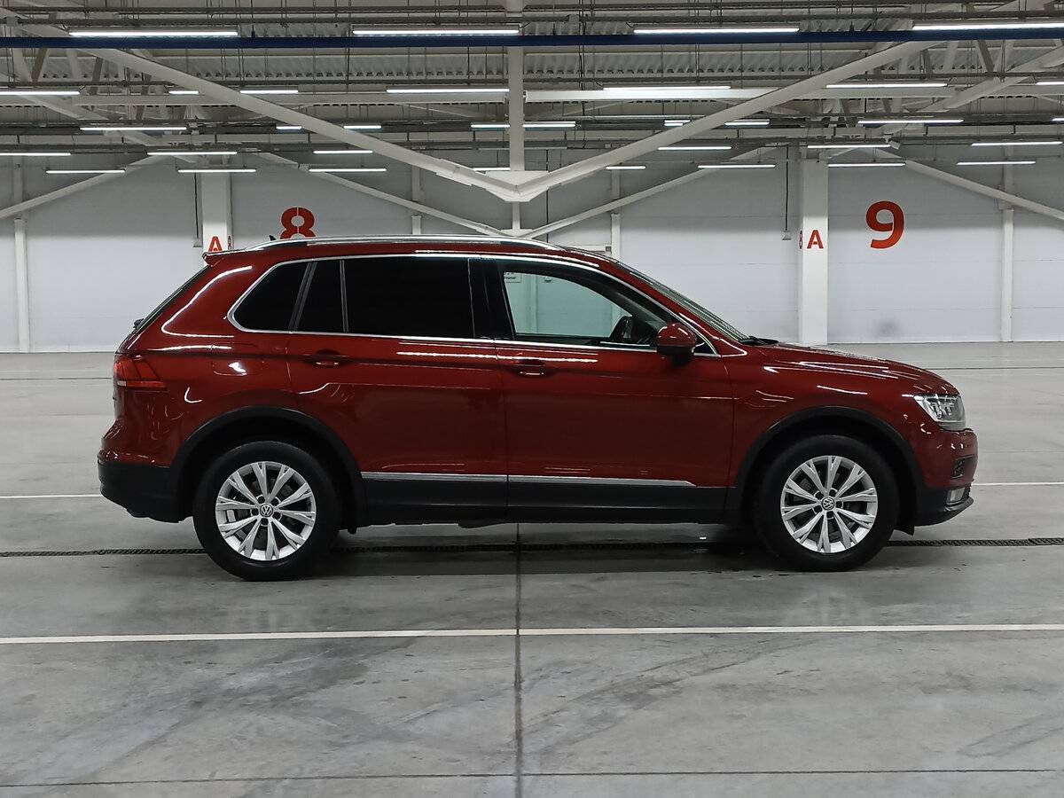 Volkswagen Tiguan с пробегом — 2018 год. Фото: #3