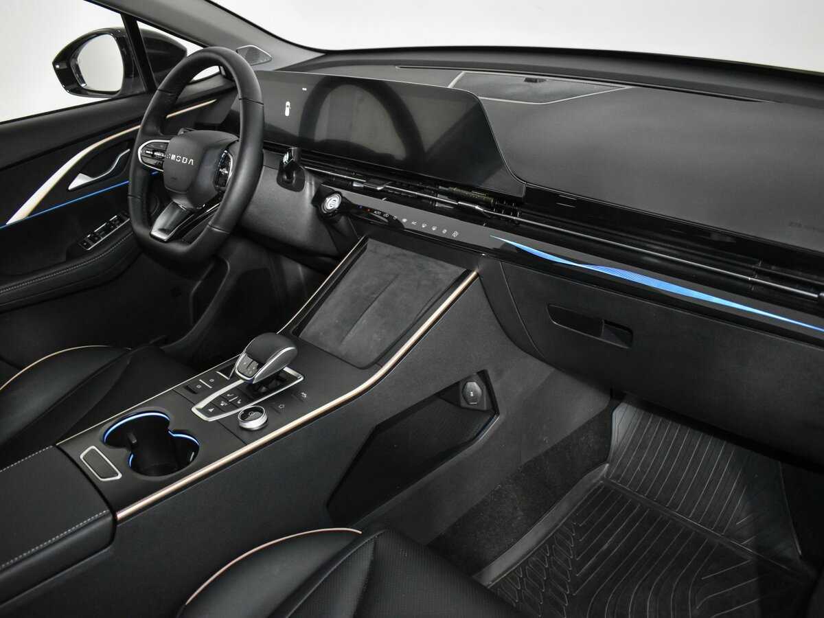 OMODA C5 с пробегом — 2023 год. Фото: #14