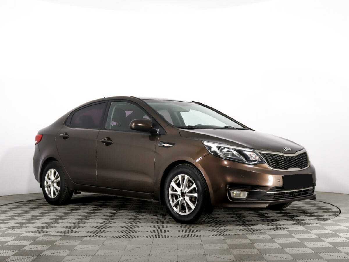 Kia Rio с пробегом — 2015 год. Фото: #2