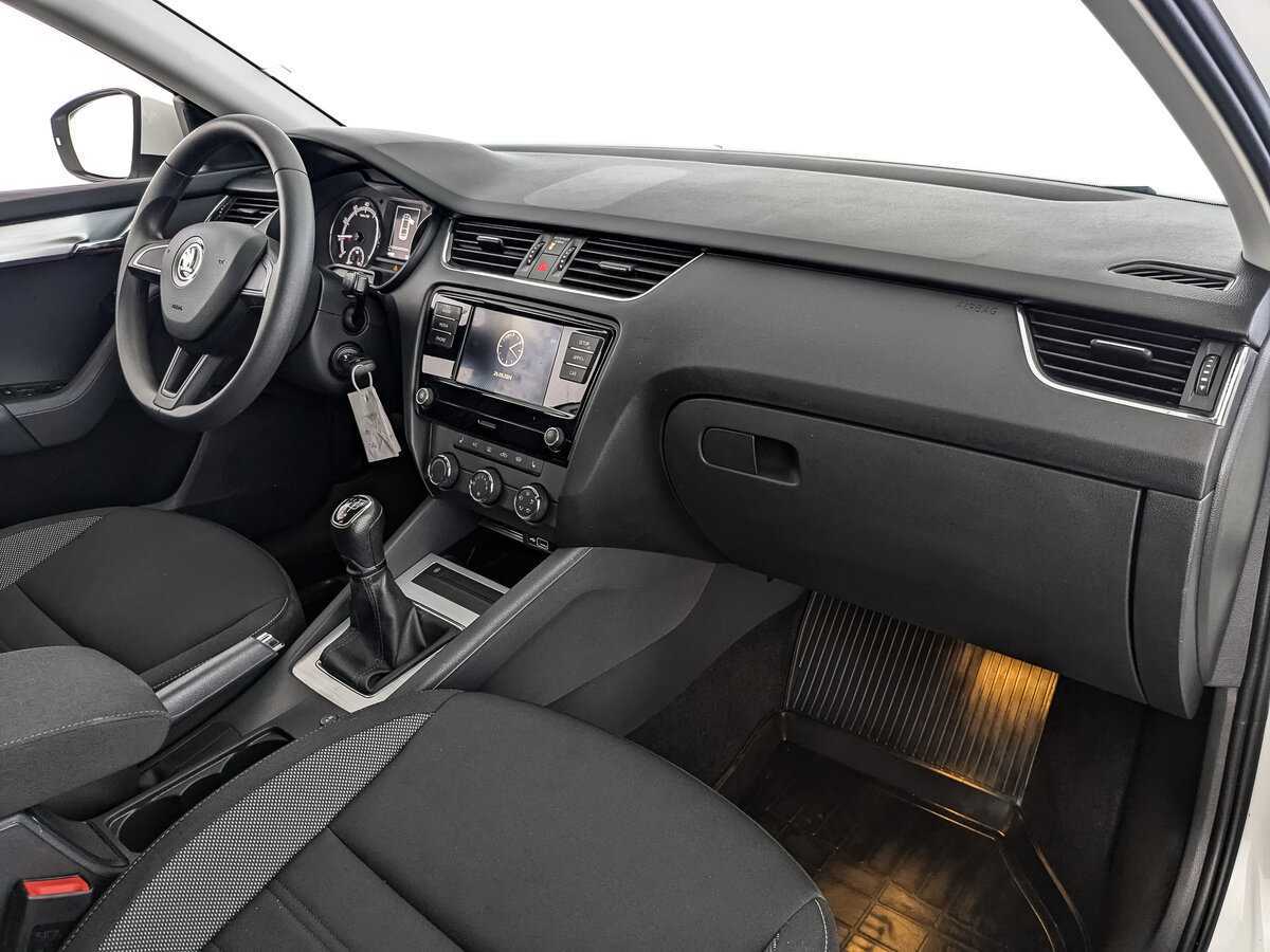 Skoda Octavia с пробегом — 2019 год. Фото: #12