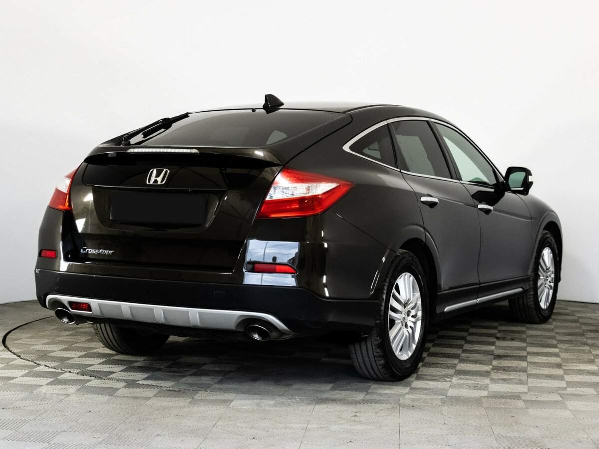 Honda Crosstour с пробегом — 2013 год. Фото: #4