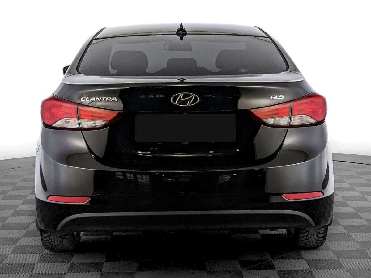 Hyundai Elantra с пробегом — 2014 год. Фото: #5