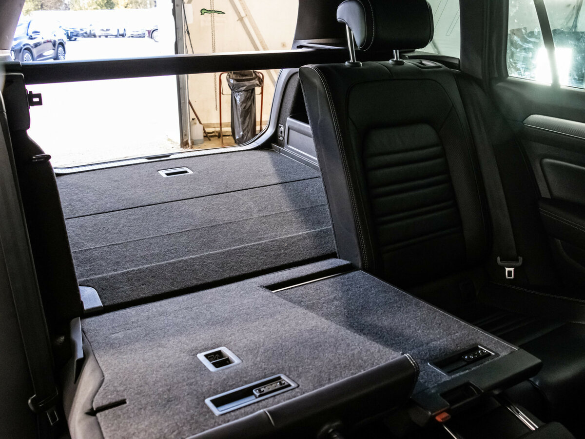 Volkswagen Passat с пробегом — 2018 год. Фото: #27