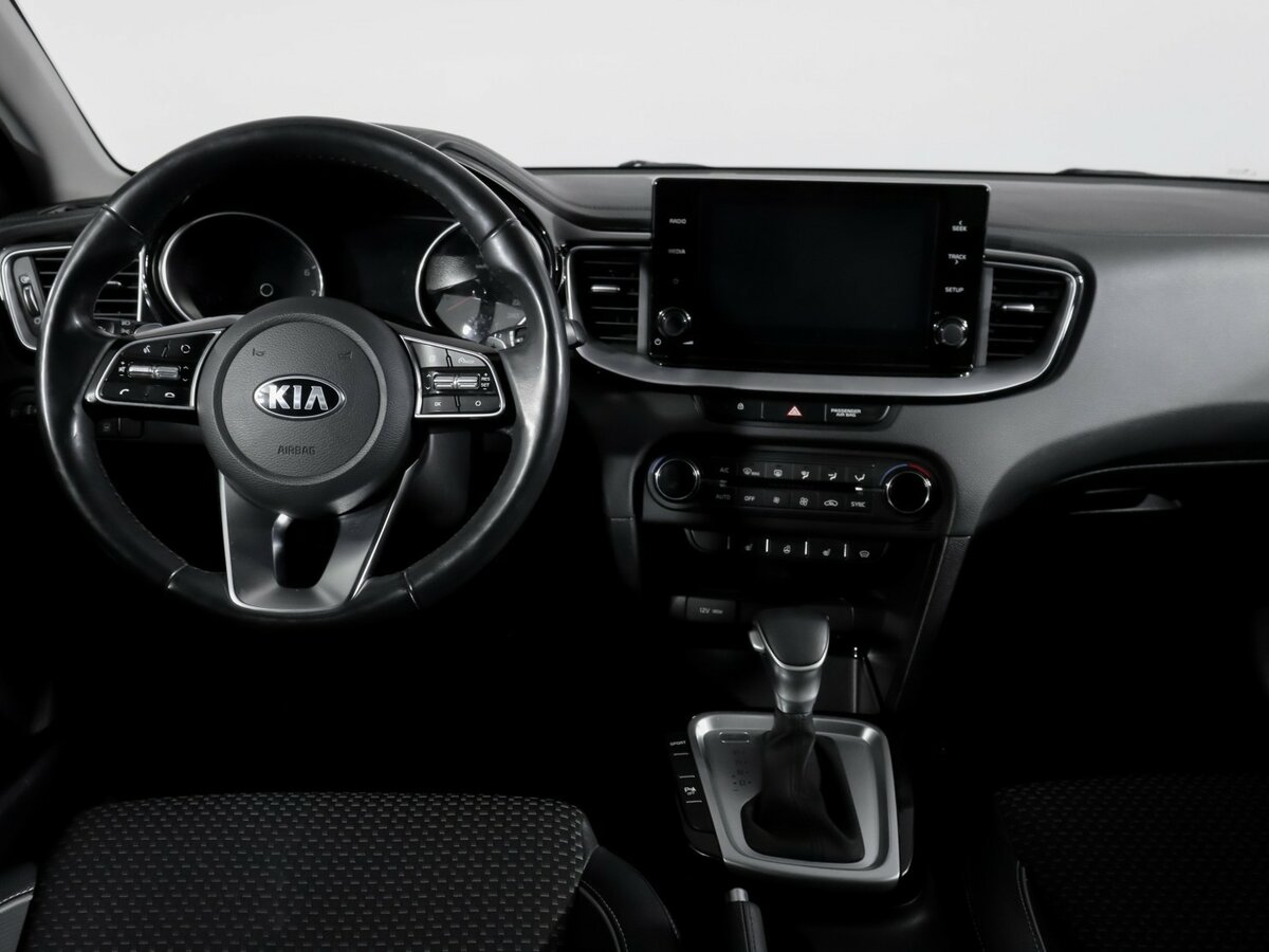 Kia Ceed с пробегом — 2020 год. Фото: #9