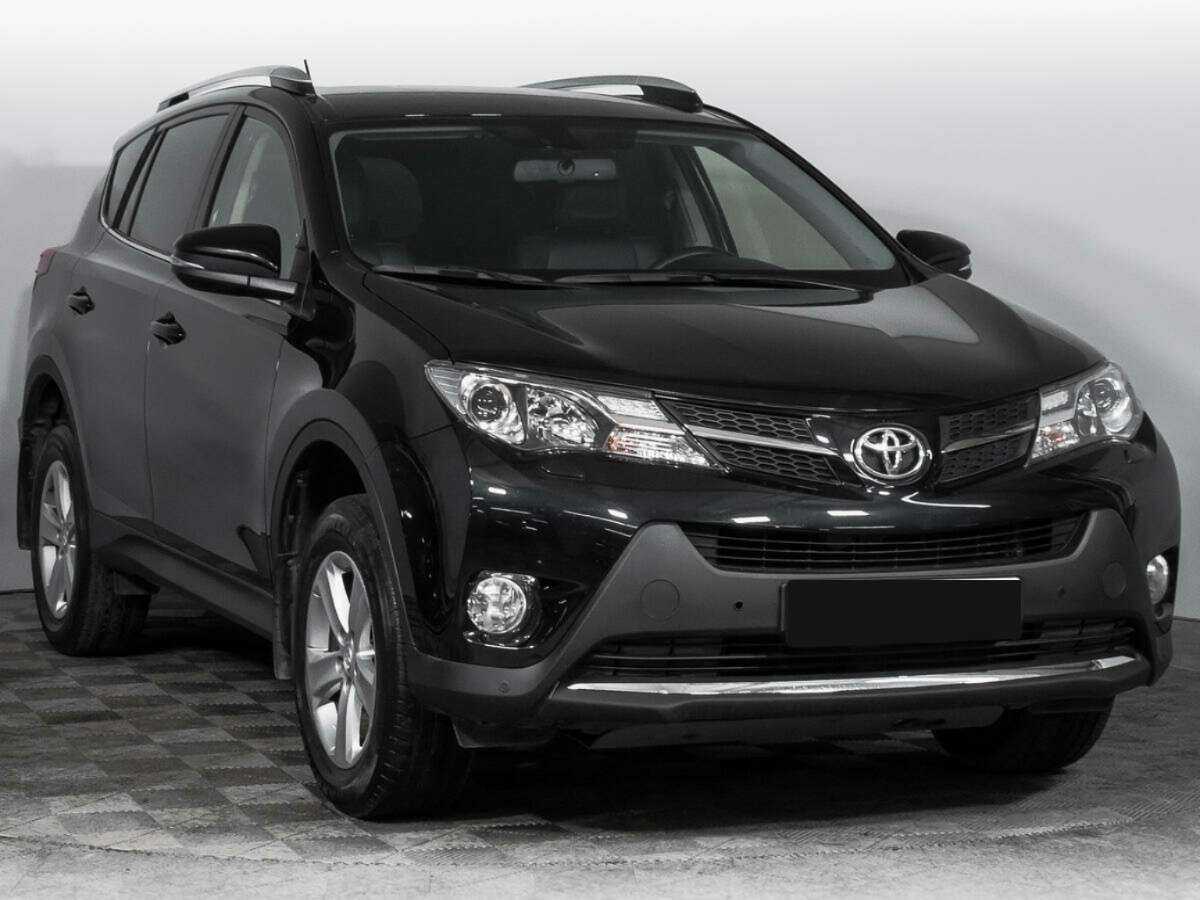 Toyota RAV4 с пробегом — 2014 год. Фото: #2