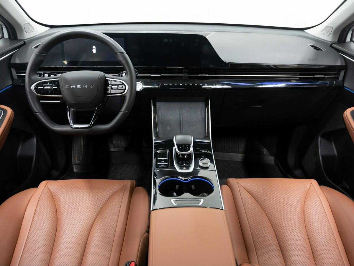 OMODA C5 с пробегом — 2023 год. Фото: #13