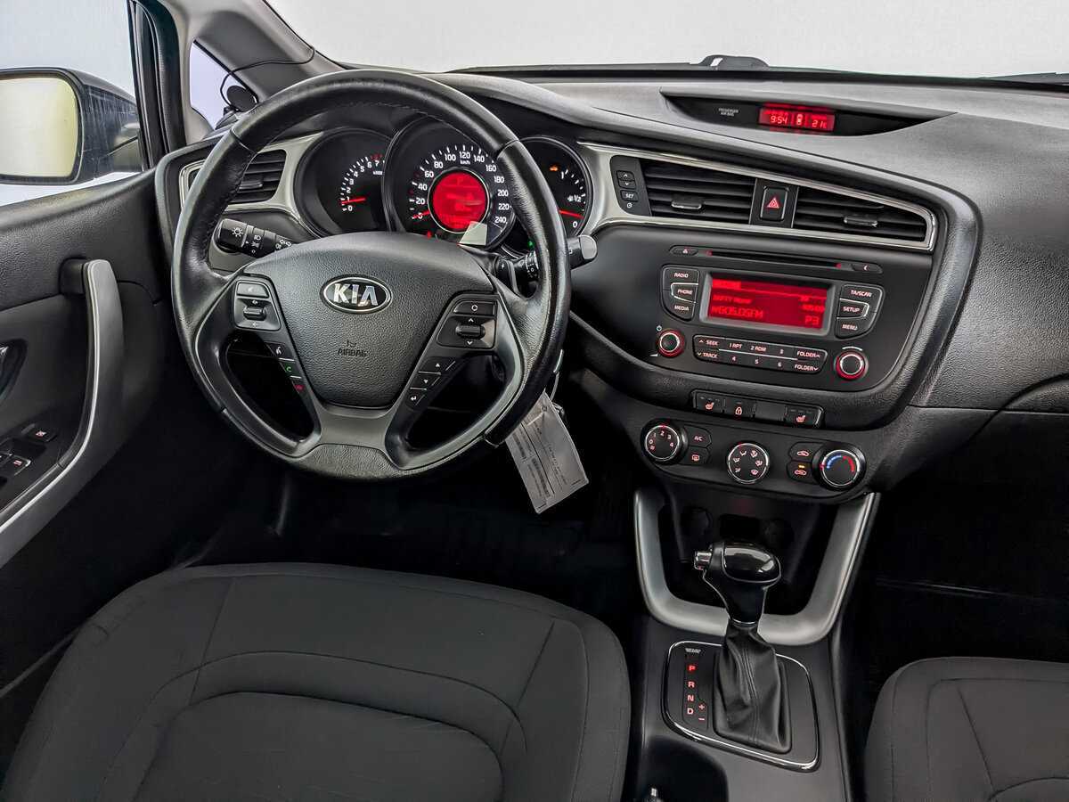 Kia Ceed с пробегом — 2017 год. Фото: #29