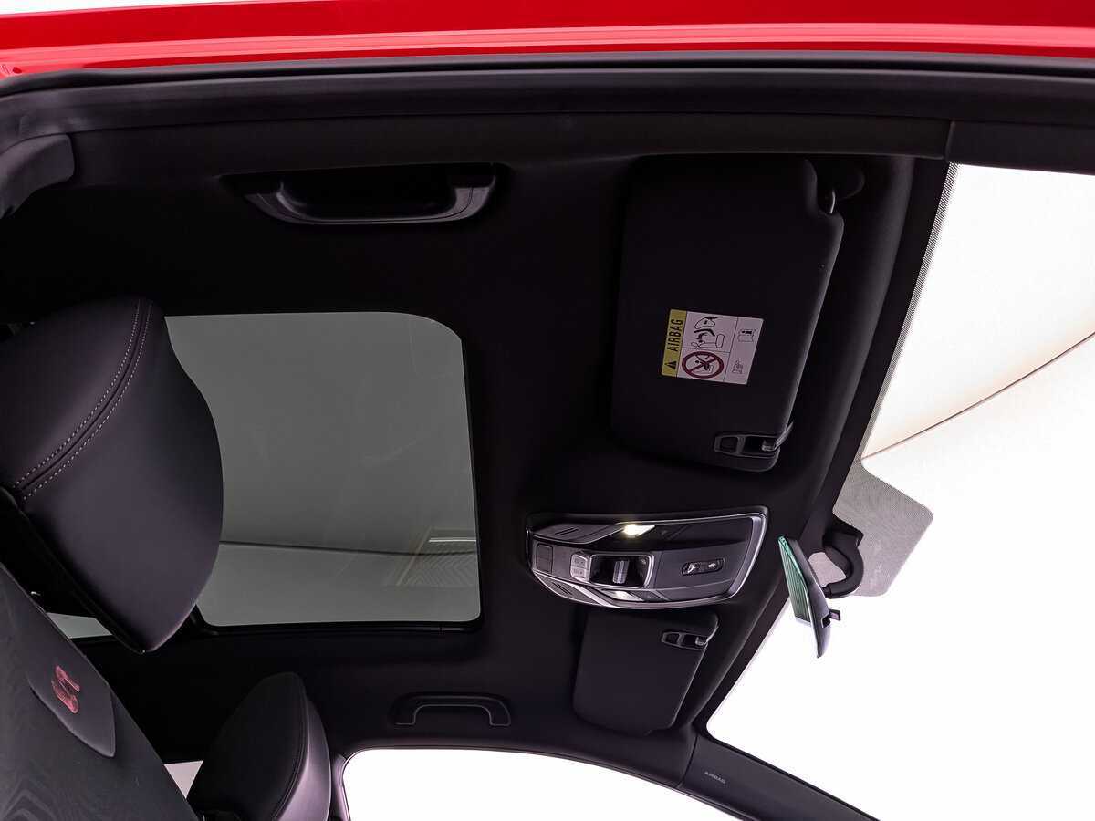 Geely Coolray с пробегом — 2023 год. Фото: #22