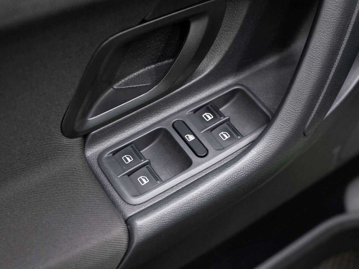 Skoda Fabia с пробегом — 2012 год. Фото: #20