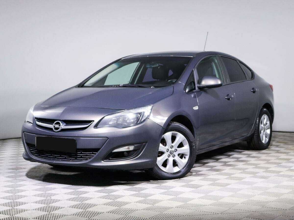 Opel Astra с пробегом — 2014 год. Посмотреть фото