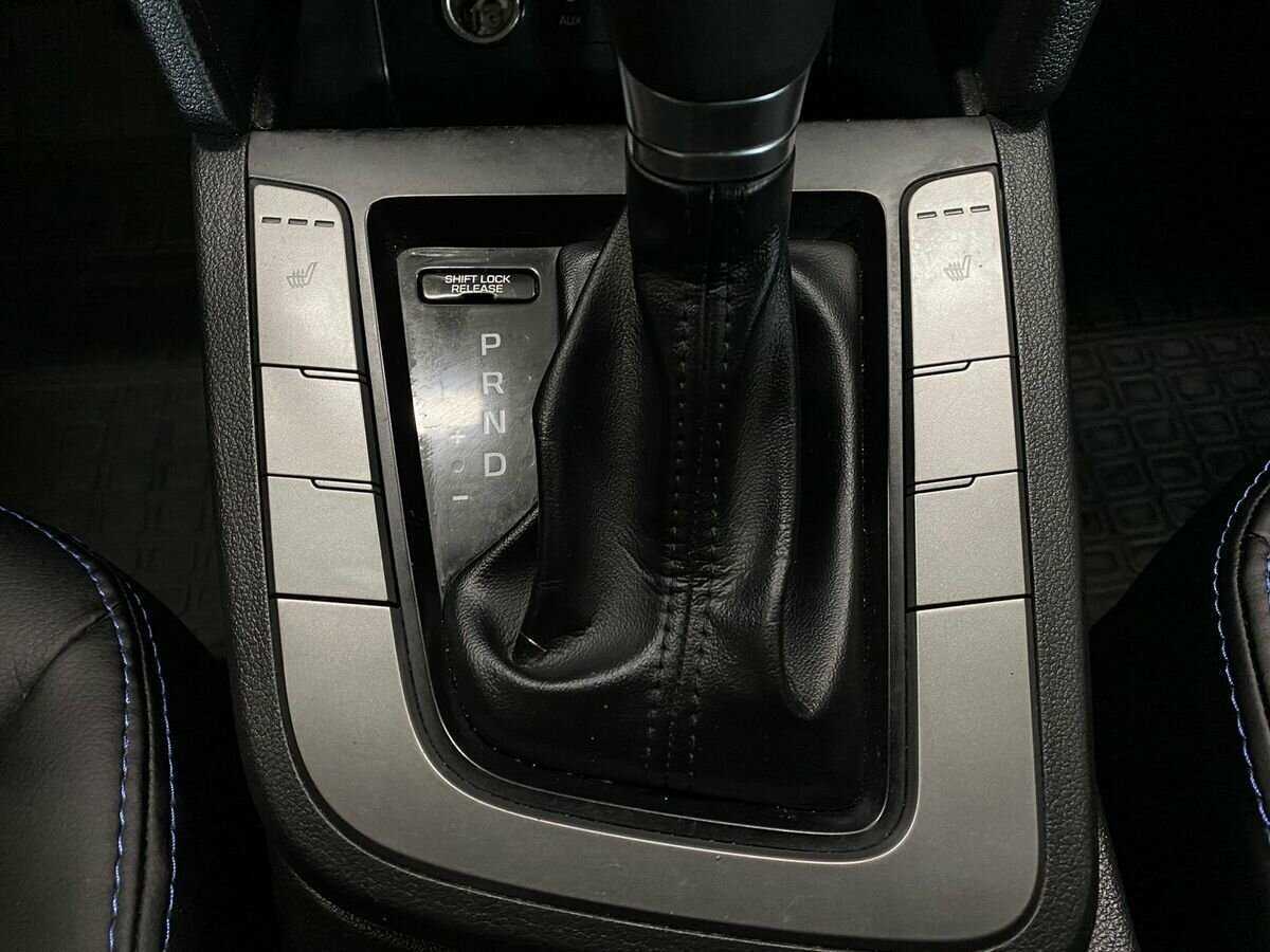 Hyundai Elantra с пробегом — 2017 год. Фото: #14