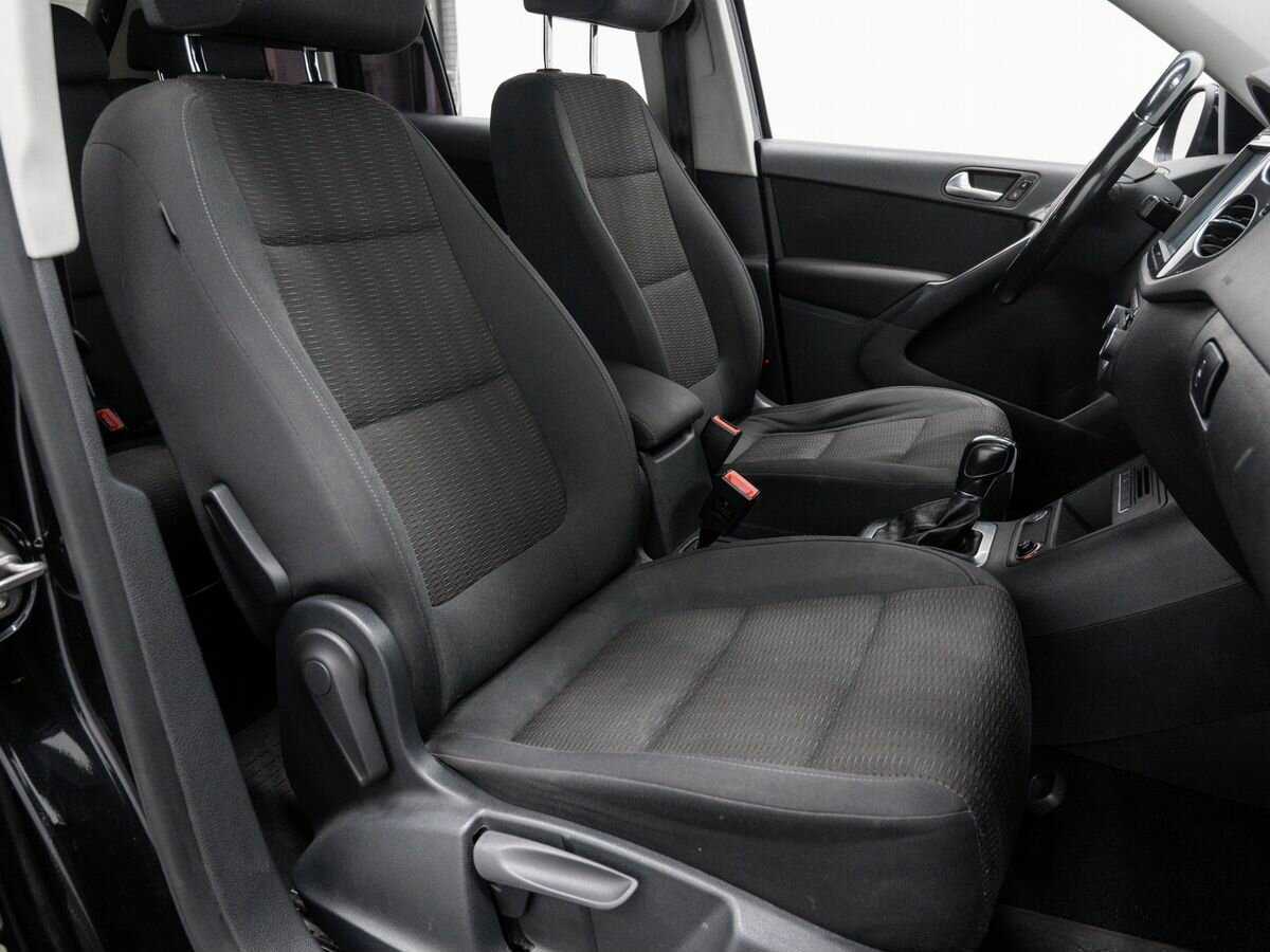 Volkswagen Tiguan с пробегом — 2013 год. Фото: #7