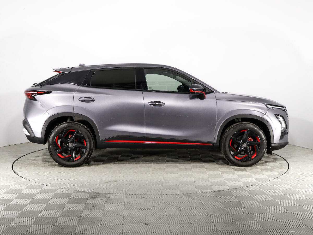 OMODA C5 с пробегом — 2022 год. Фото: #3