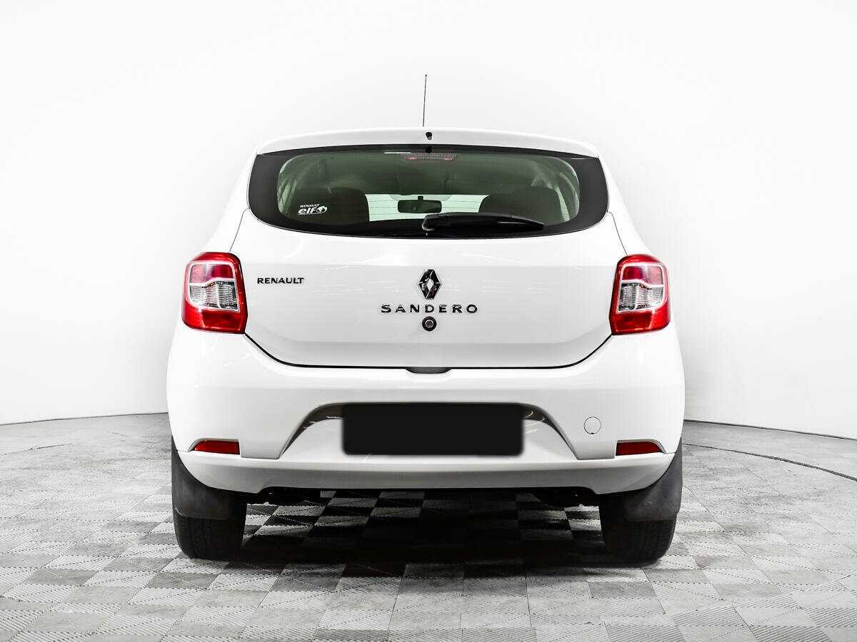 Renault Sandero с пробегом — 2017 год. Фото: #4