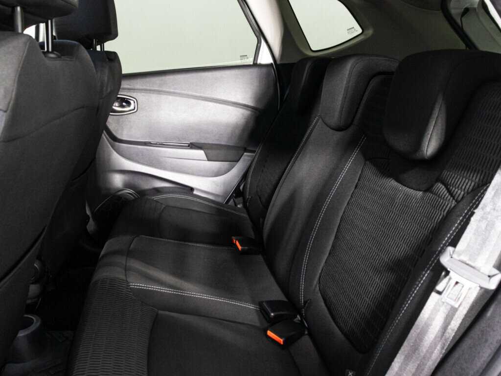 Renault Kaptur с пробегом — 2016 год. Фото: #9