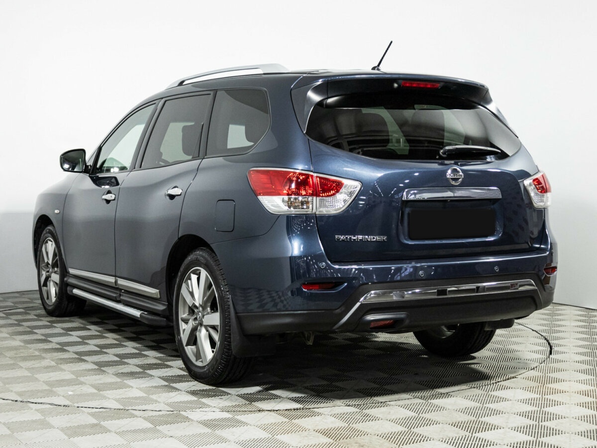 Nissan Pathfinder с пробегом — 2015 год. Фото: #5