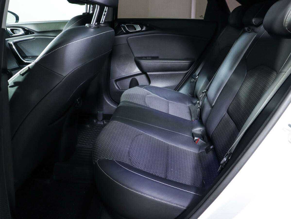 Kia Ceed с пробегом — 2018 год. Фото: #9