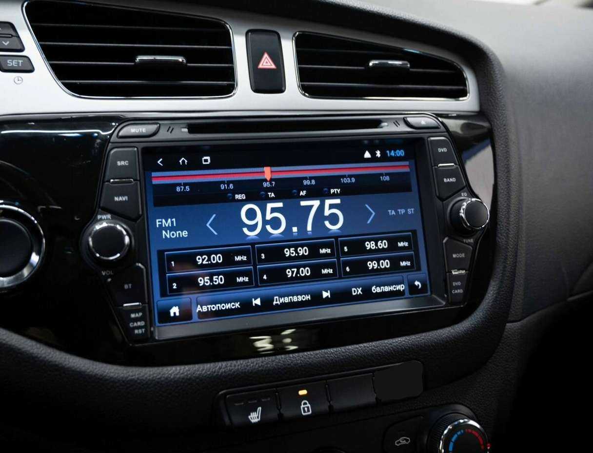 Kia Ceed с пробегом — 2014 год. Фото: #17