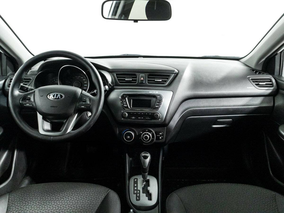 Kia Rio с пробегом — 2014 год. Фото: #12
