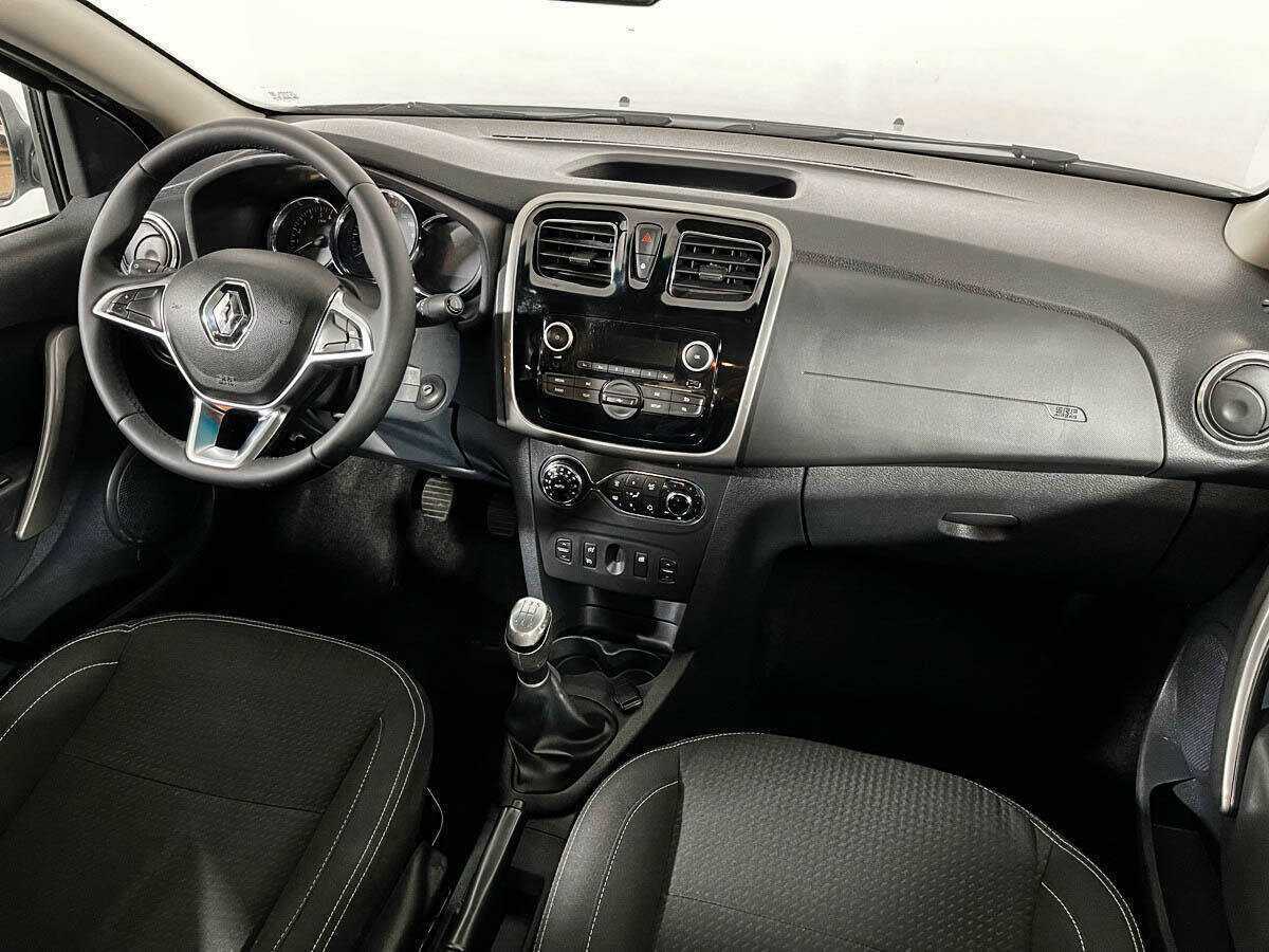 Renault Logan с пробегом — 2020 год. Фото: #8