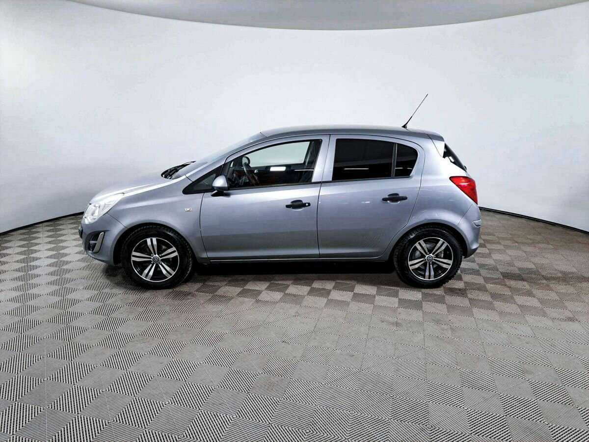 Opel Corsa с пробегом — 2012 год. Фото: #7
