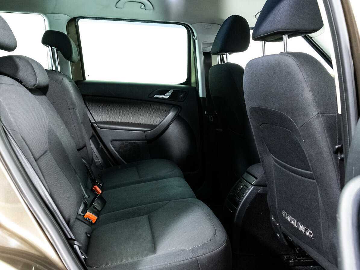 Skoda Yeti с пробегом — 2012 год. Фото: #9