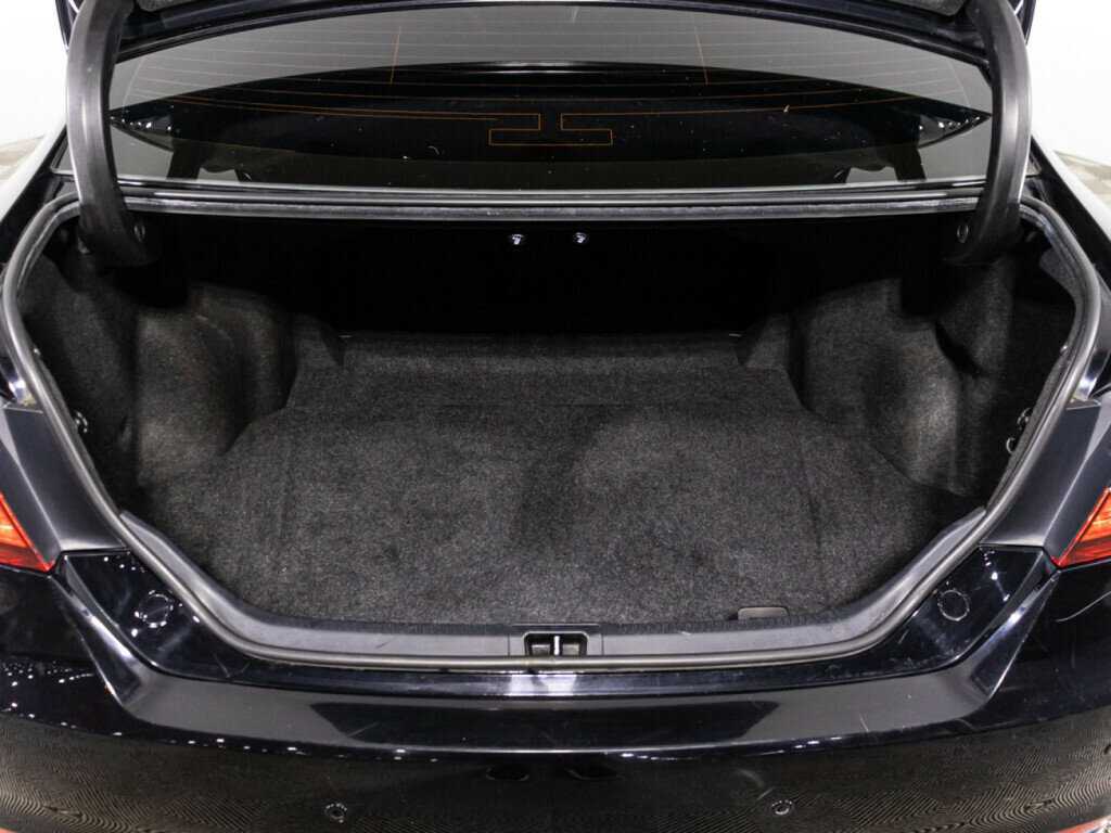 Toyota Camry с пробегом — 2016 год. Фото: #14