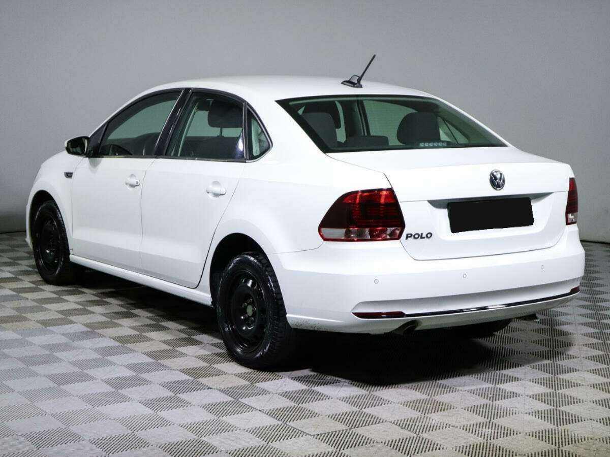 Volkswagen Polo с пробегом — 2019 год. Фото: #5