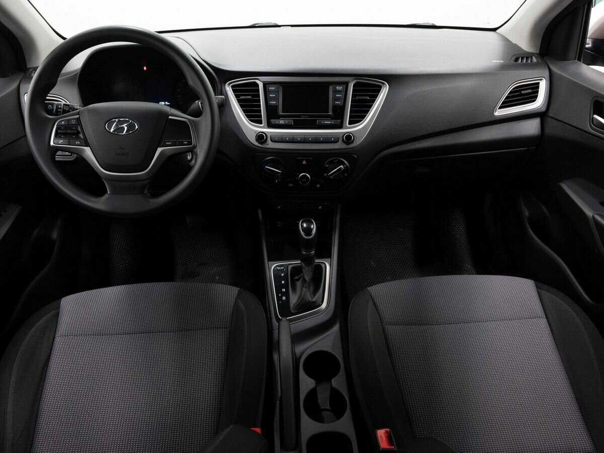 Hyundai Solaris с пробегом — 2020 год. Фото: #14