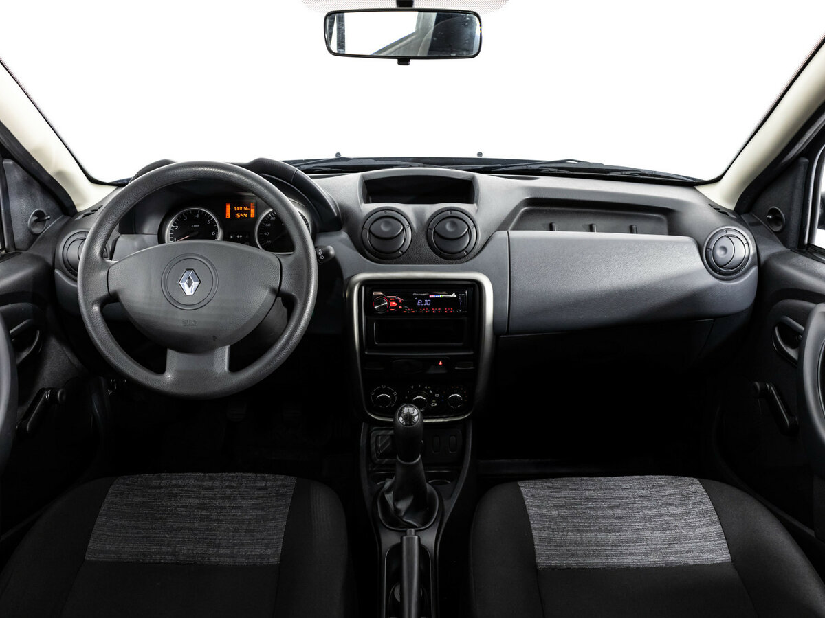 Renault Duster с пробегом — 2014 год. Фото: #7