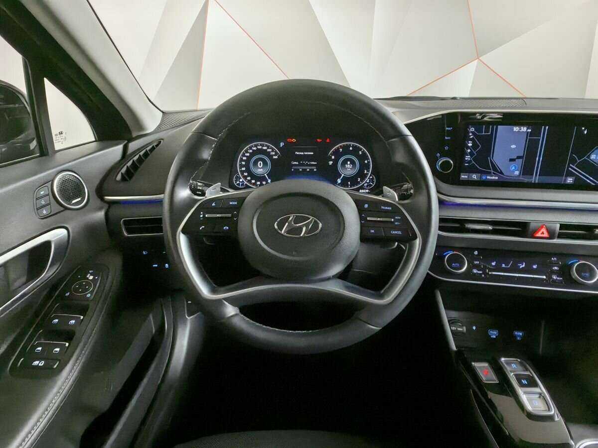 Hyundai Sonata с пробегом — 2022 год. Фото: #11