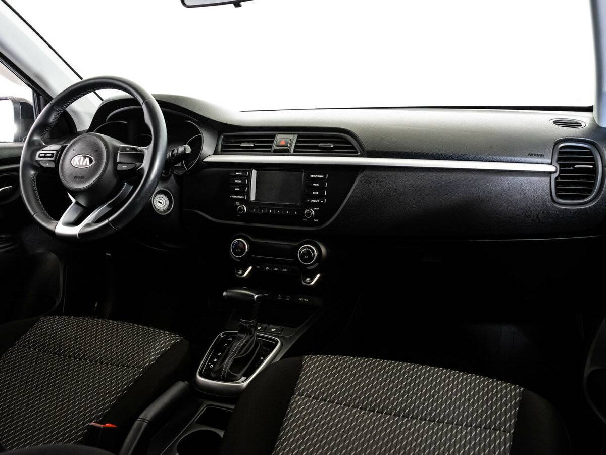 Kia Rio с пробегом — 2018 год. Фото: #6