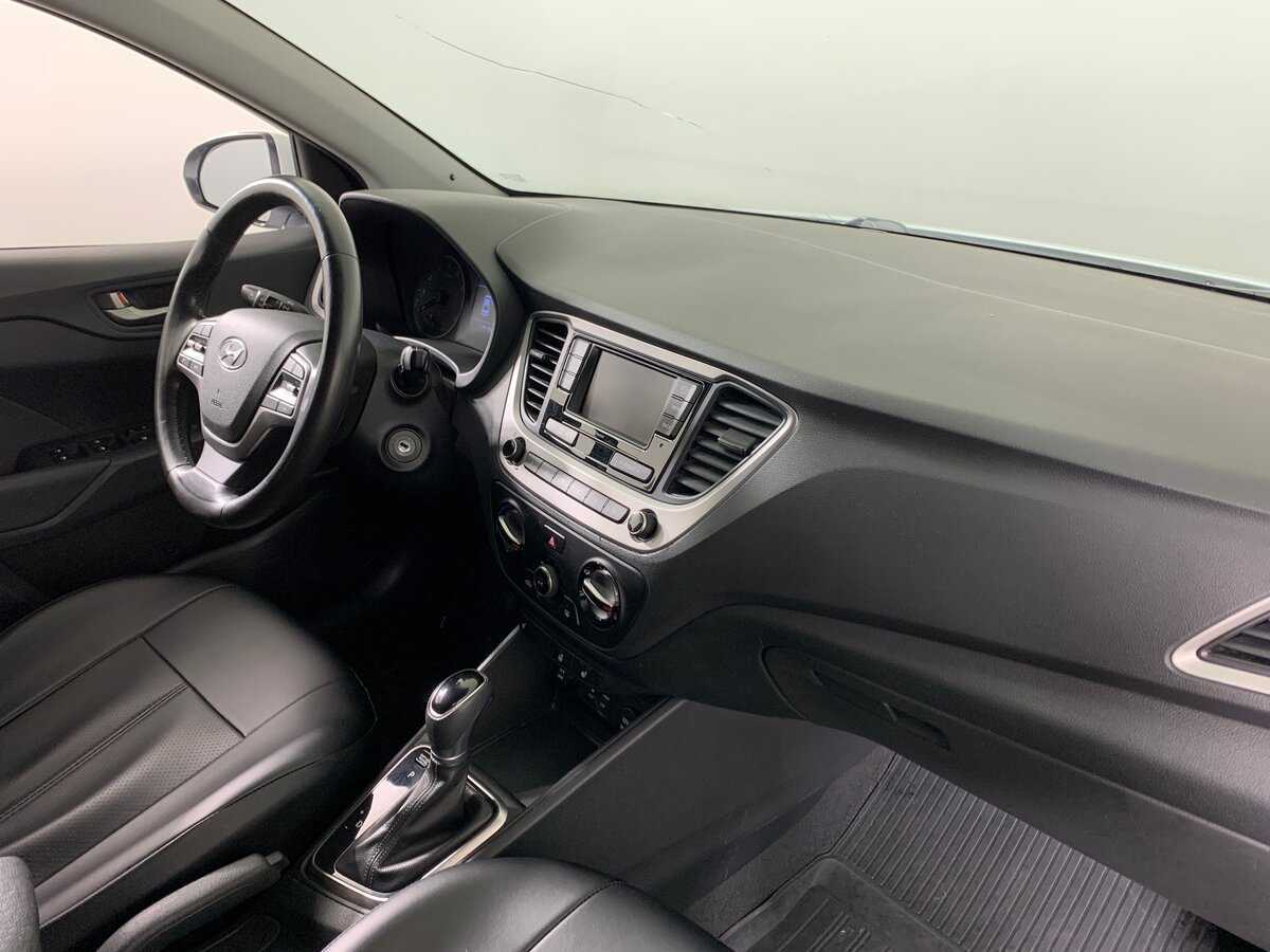 Hyundai Solaris с пробегом — 2017 год. Фото: #10