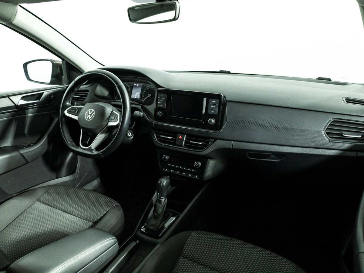 Volkswagen Polo с пробегом — 2020 год. Фото: #8