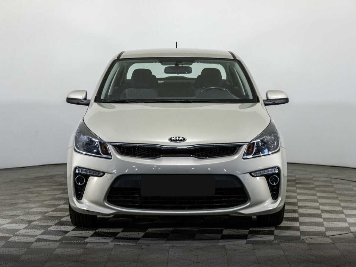 Kia Rio с пробегом — 2018 год. Фото: #1