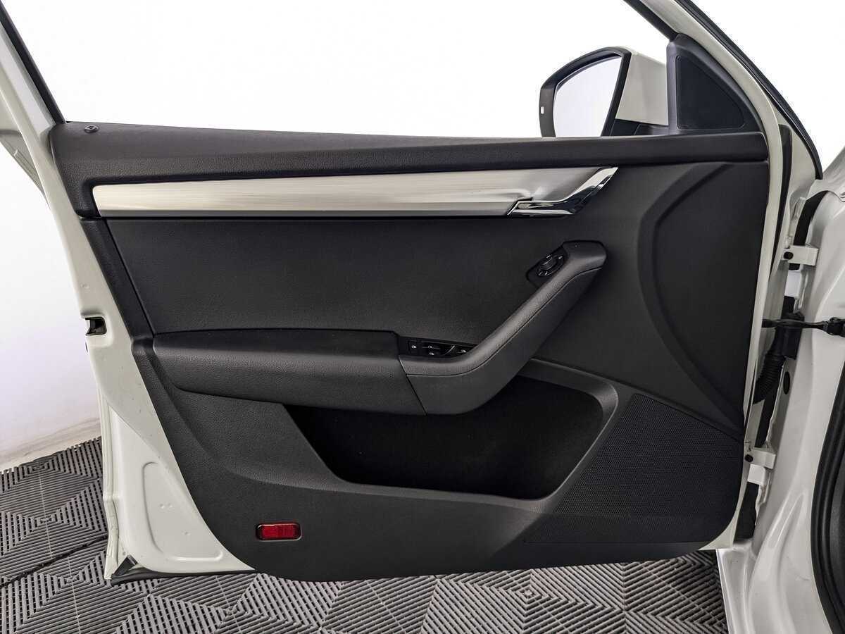 Skoda Octavia с пробегом — 2017 год. Фото: #13