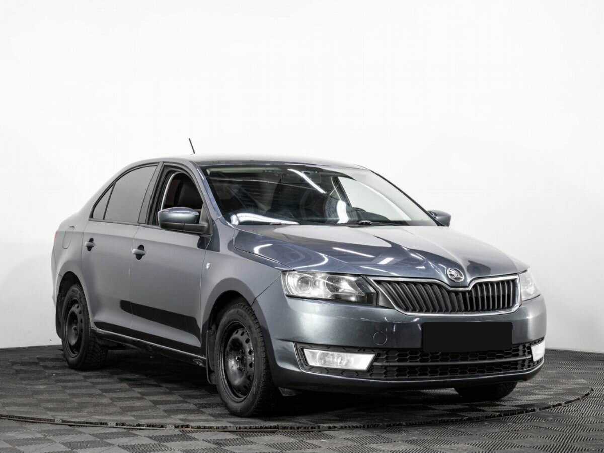 Skoda Rapid с пробегом — 2014 год. Фото: #2