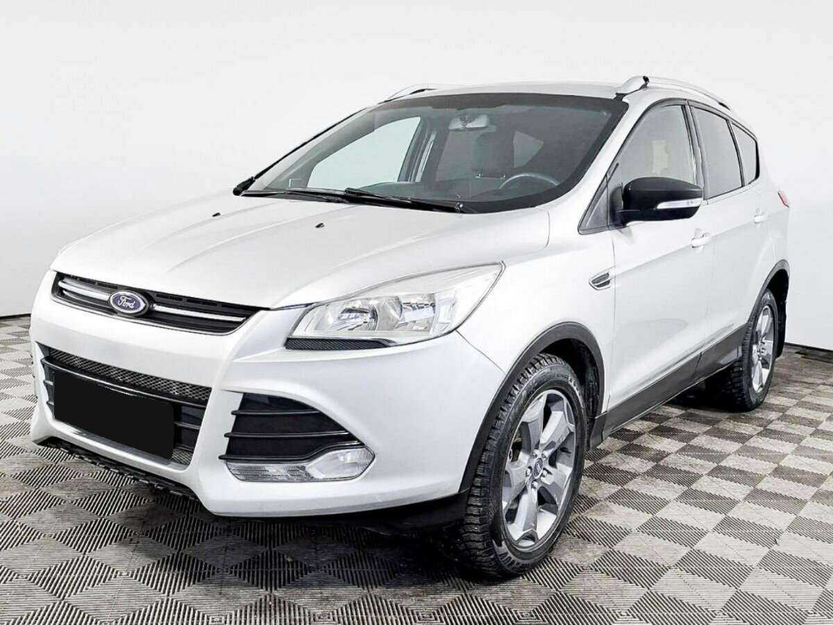Ford Kuga с пробегом — 2014 год. Фото: #0
