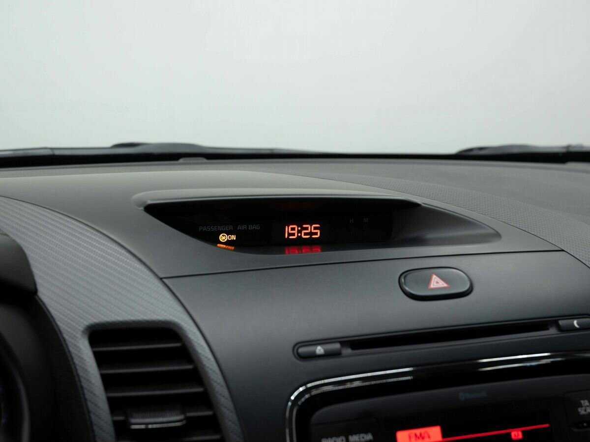 Kia Cerato с пробегом — 2019 год. Фото: #19