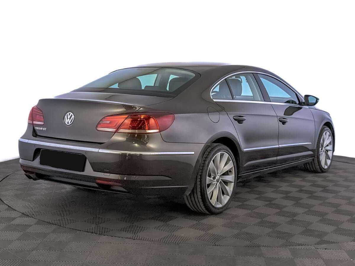 Volkswagen Passat CC с пробегом — 2013 год. Фото: #4