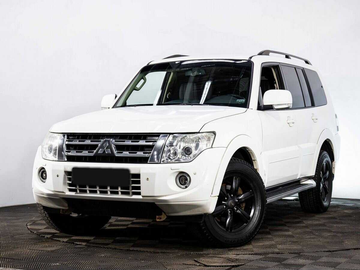 Mitsubishi Pajero с пробегом — 2013 год. Посмотреть фото