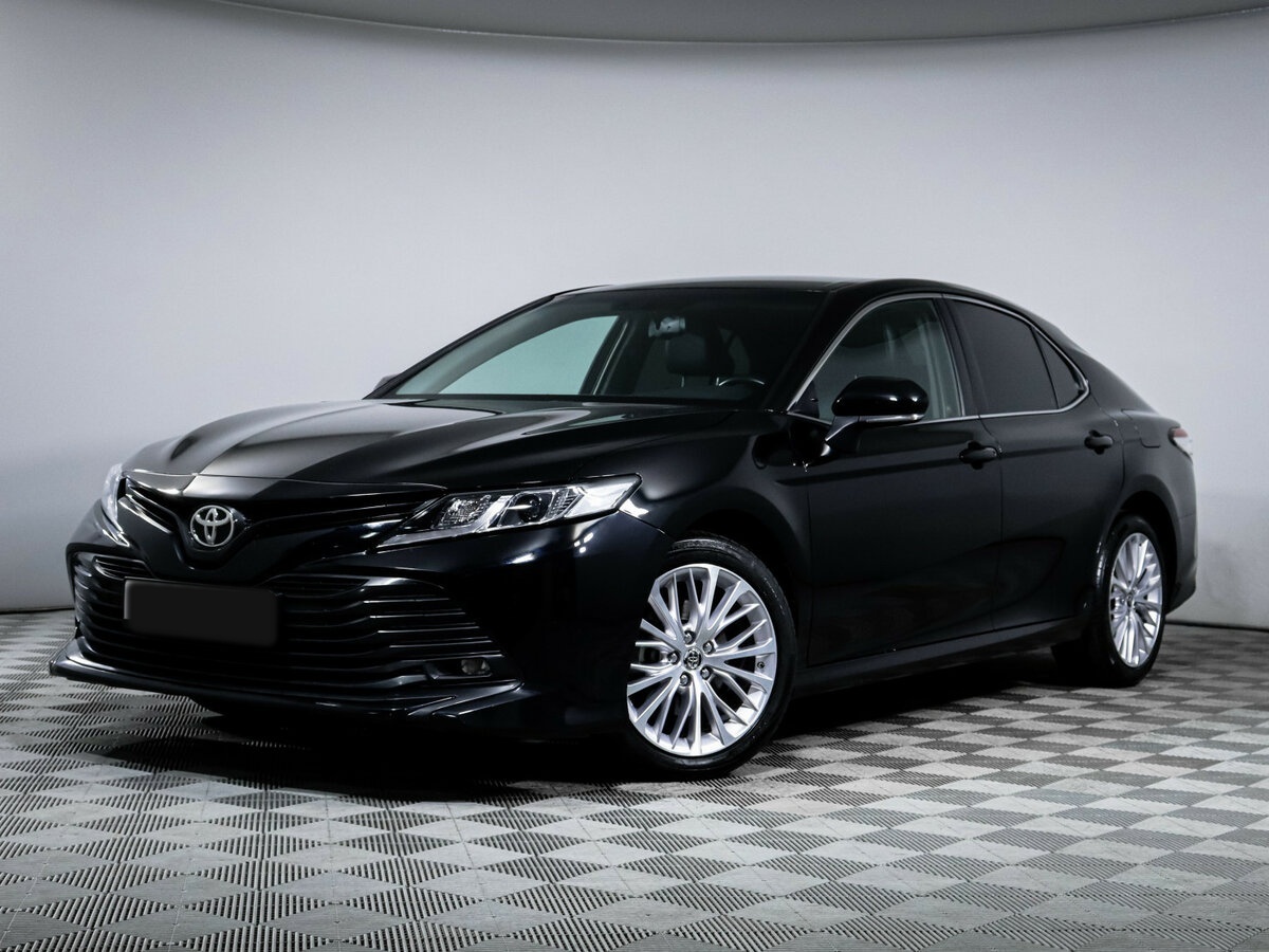 Toyota Camry с пробегом — 2019 год. Фото: #0
