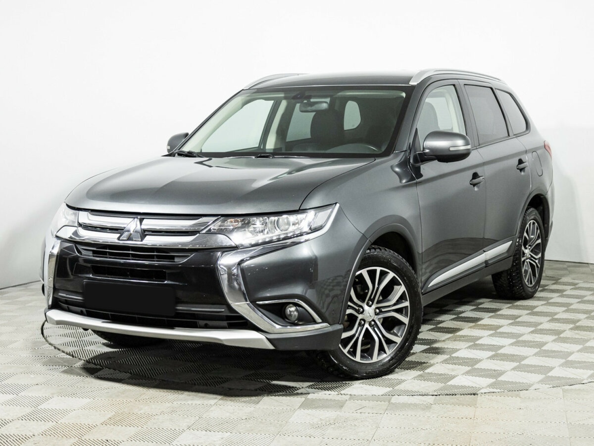 Mitsubishi Outlander с пробегом — 2017 год. Фото: #0