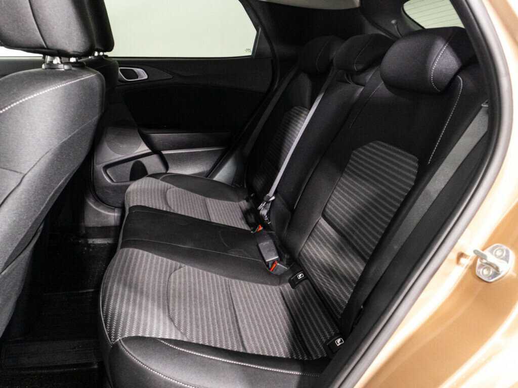 Kia XCeed с пробегом — 2021 год. Фото: #10