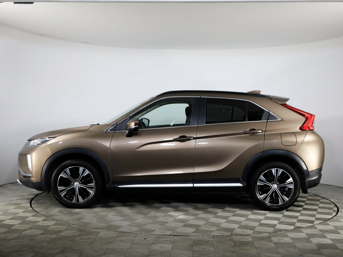 Mitsubishi Eclipse Cross с пробегом — 2019 год. Фото: #1