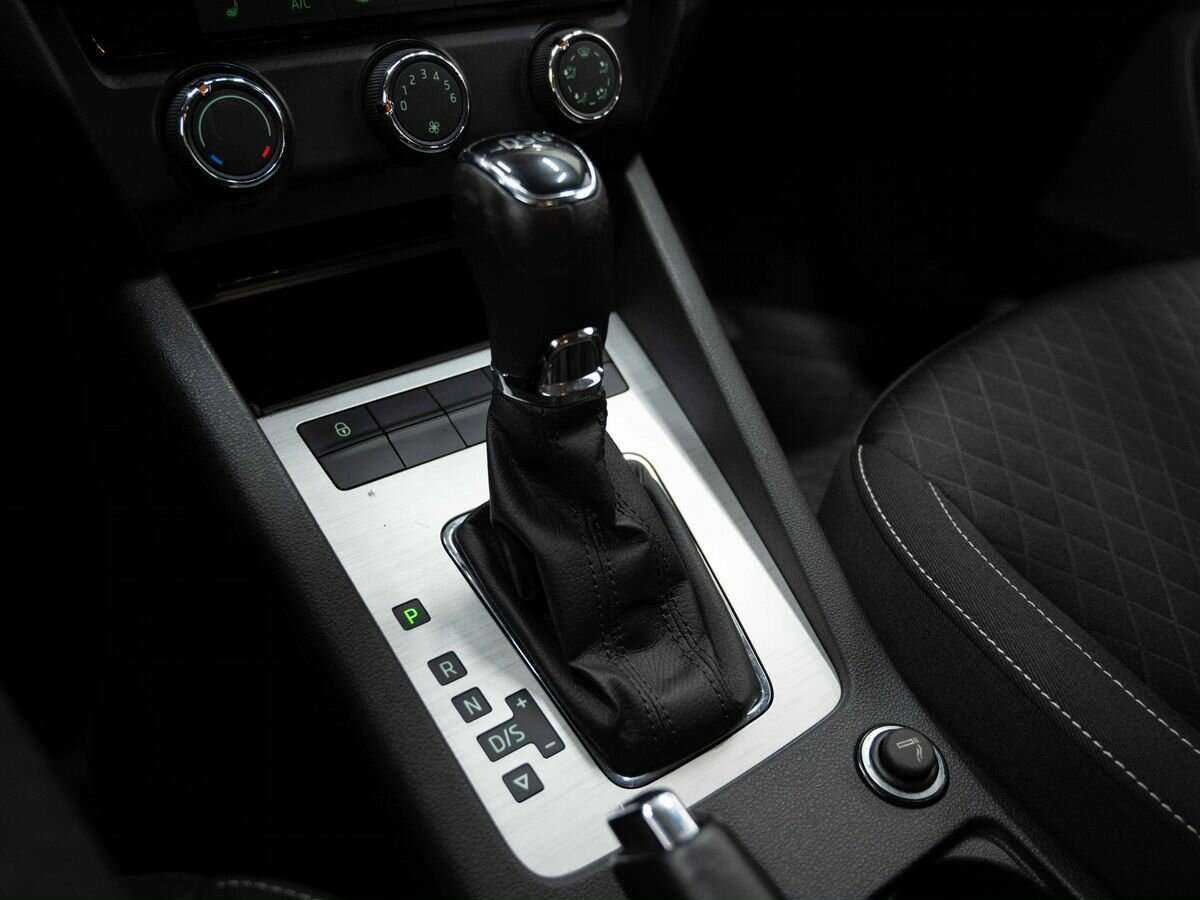 Skoda Octavia с пробегом — 2016 год. Фото: #24