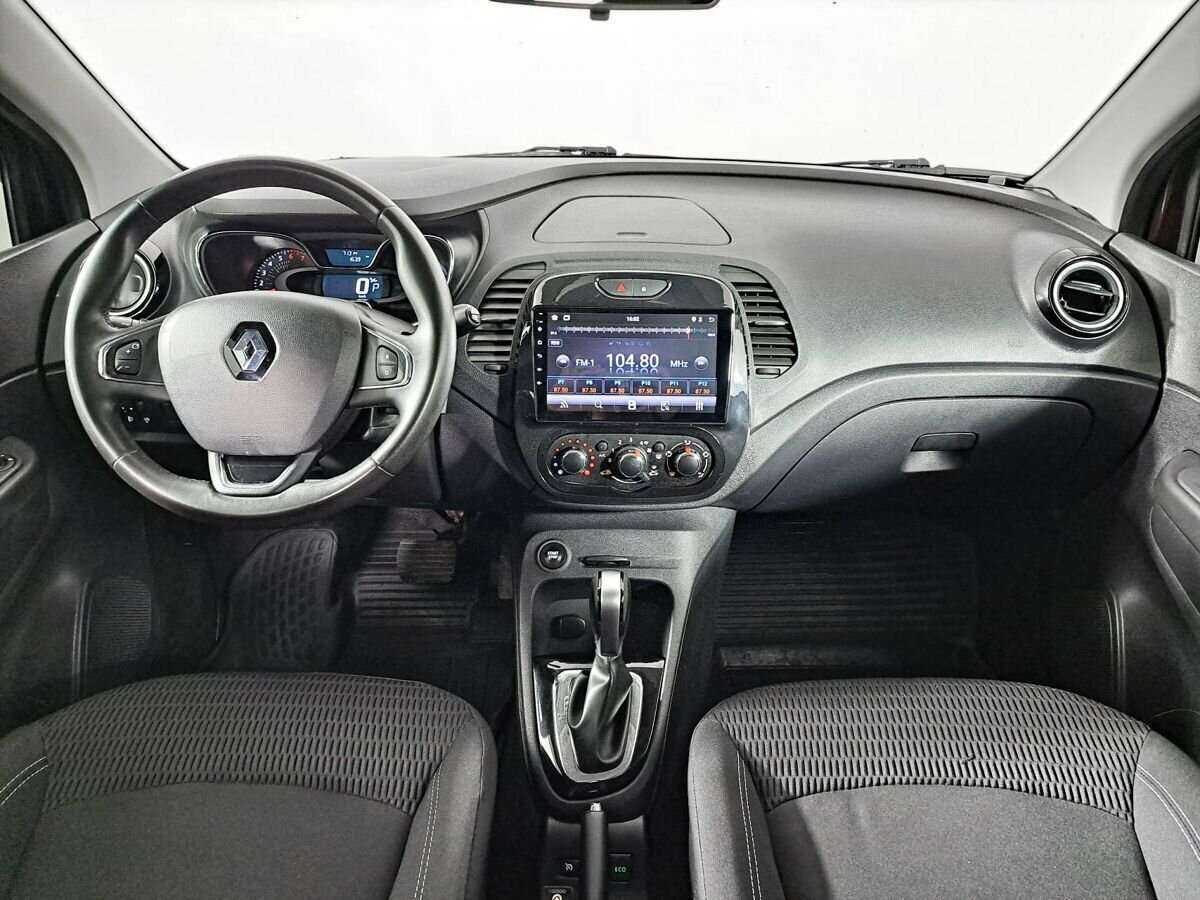 Renault Kaptur с пробегом — 2017 год. Фото: #11